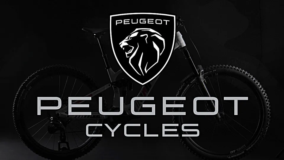 Peugeot anuncia regresso ao passado nas duas rodas
