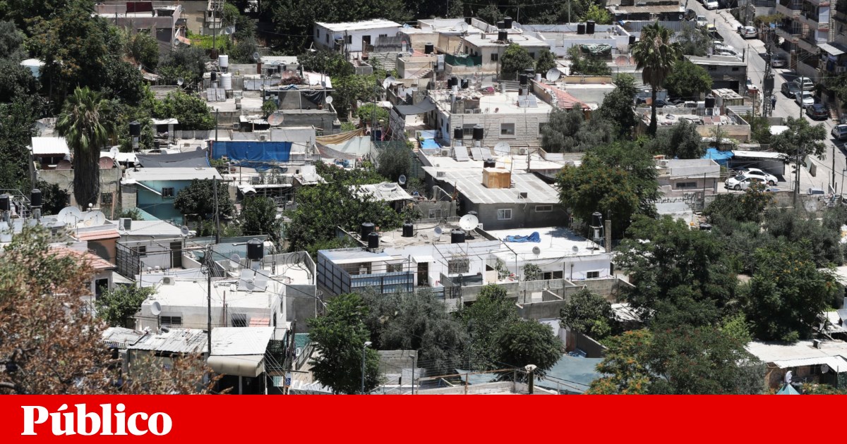 “Estou a deitar abaixo tudo o que construí”: Palestinianos têm de demolir as suas próprias casas em Jerusalém