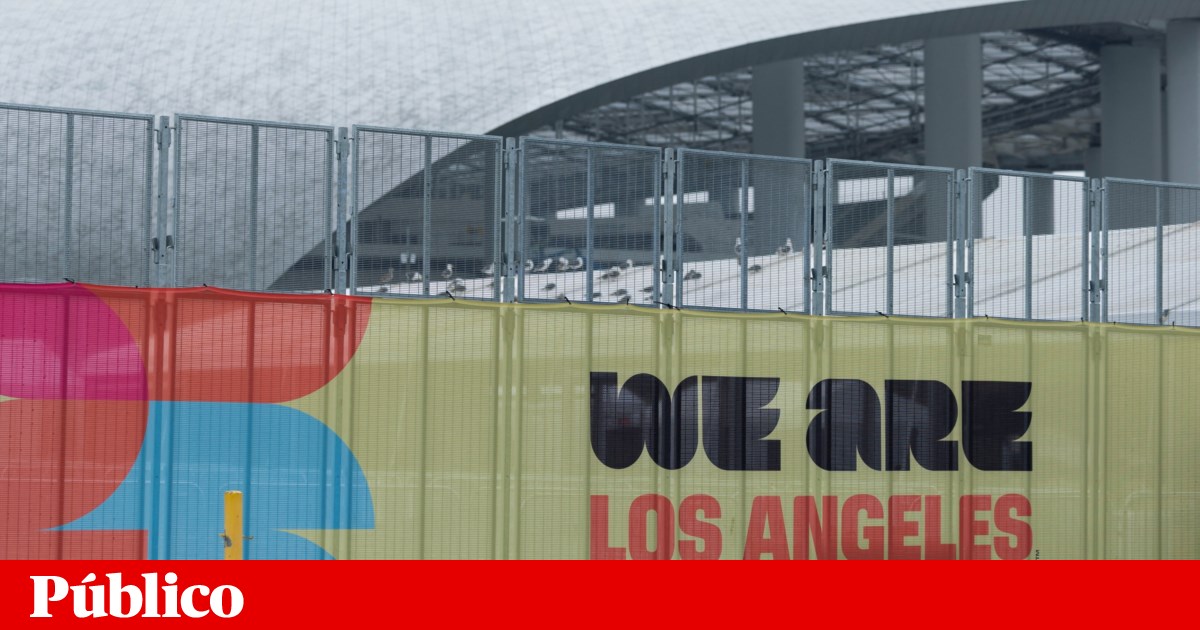 Mundial 2026: trabalhadores de estádio nos EUA votam a favor de greve
