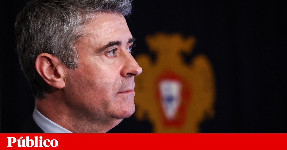 PS vota contra a PSU “tal como está” e acusa Governo de deixar “o essencial para portaria”