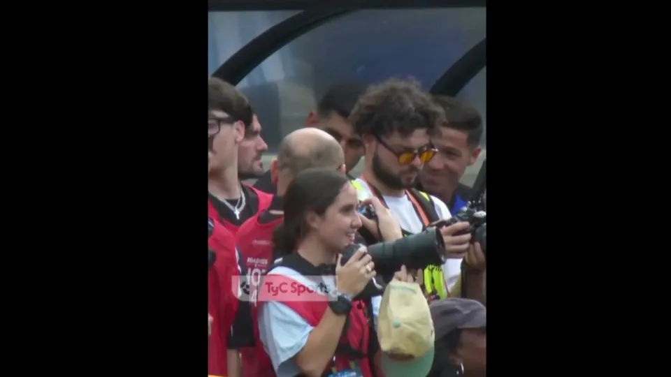 Engano no momento do hino da Argentina gerou reações curiosas do plantel
