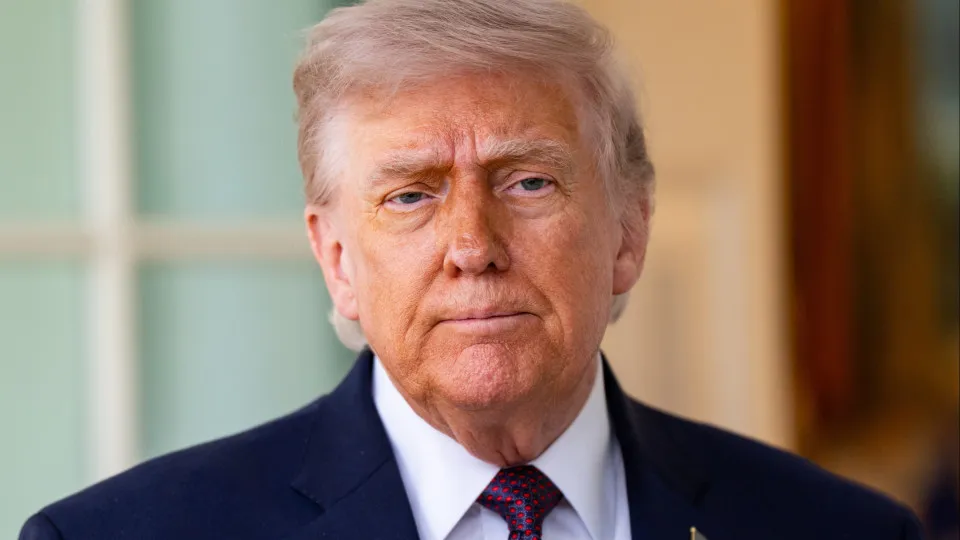 Governo de Trump admite revogar cidadania a imigrantes que cometam fraude