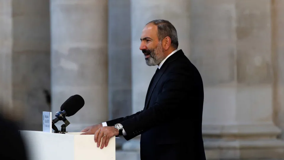 EUA celebram vitória de Pashinián (e apelam à paz com o Azerbaijão)