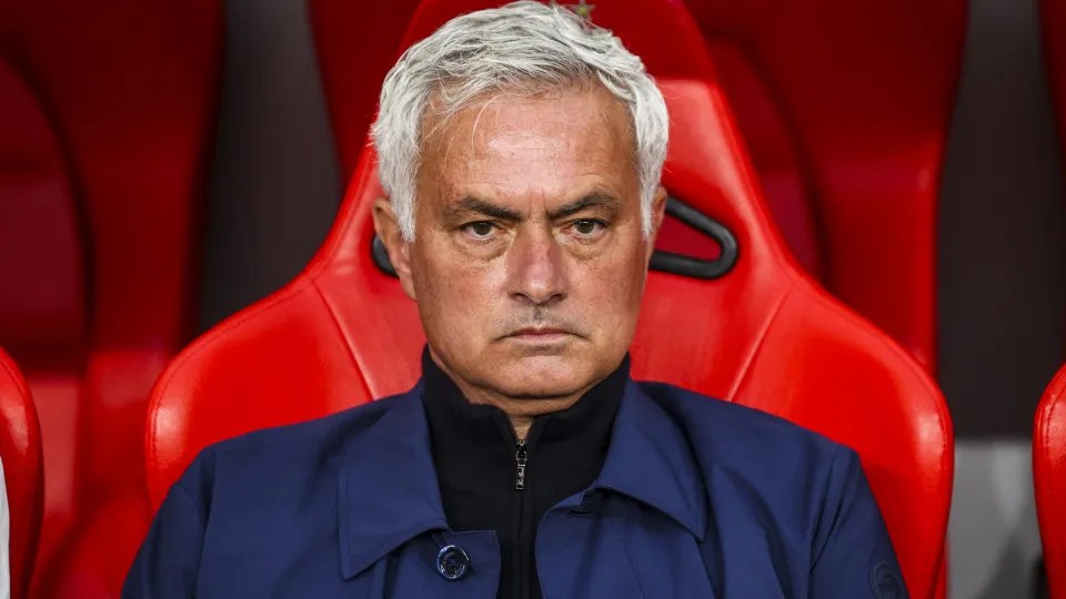 Oficial: Benfica despede-se de José Mourinho e recebe 15 milhões de euros