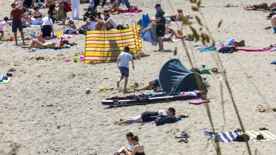 Altas temperaturas estão de volta (de 25 a 40ºC) entre 4.ª-feira e sábado